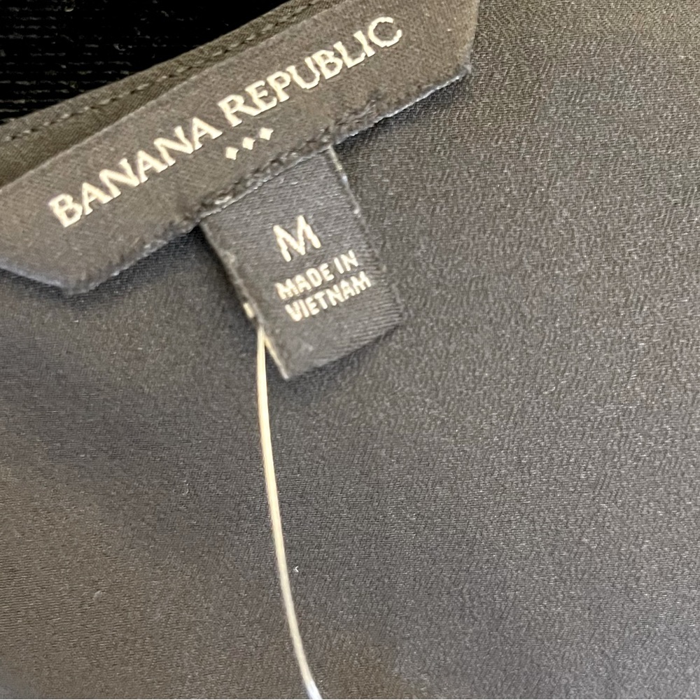Banana Republic Black Blouse - Picture 4 of 11